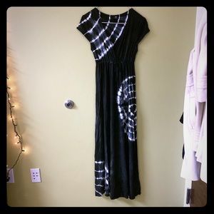 ⭐️ NEW!!! Maxi festival dress. One size fits most